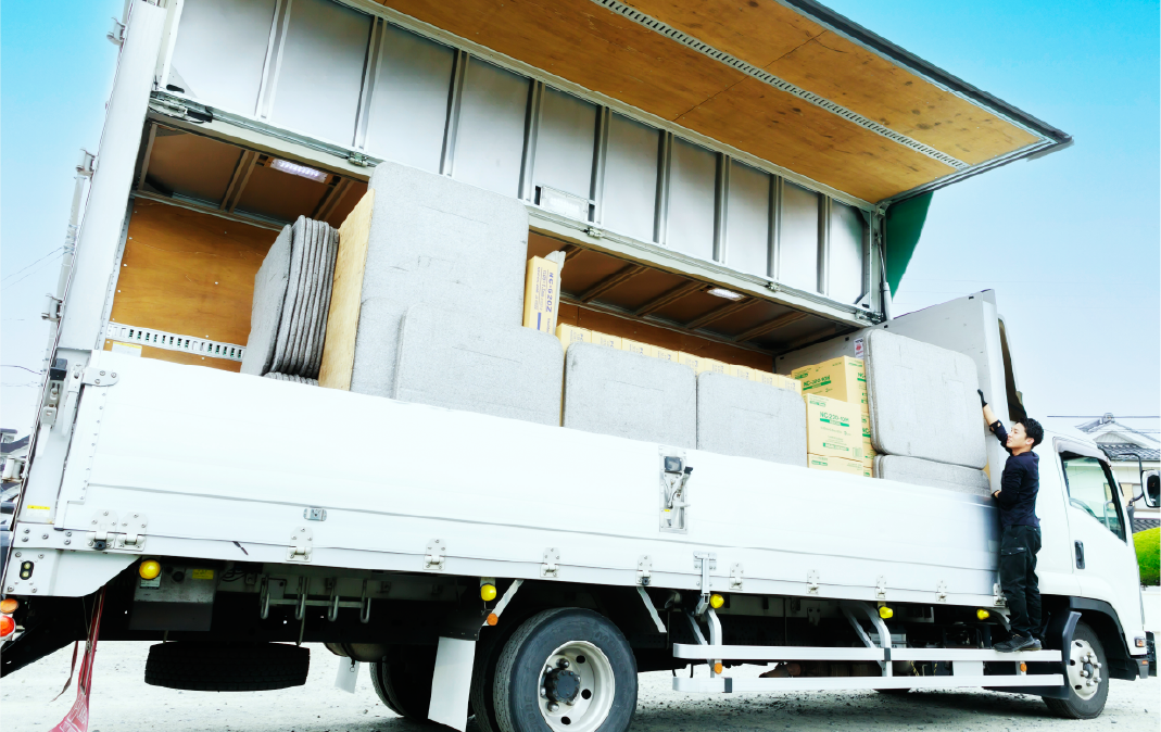 トラックの写真